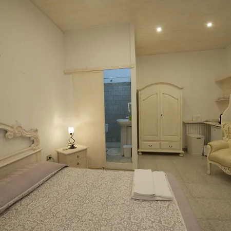 לינה וארוחת בוקר La Cutizza