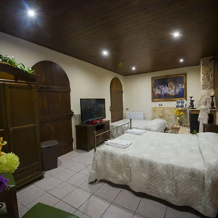 La Cutizza לינה וארוחת בוקר 4*