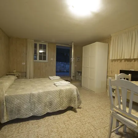 La Cutizza לינה וארוחת בוקר 4*