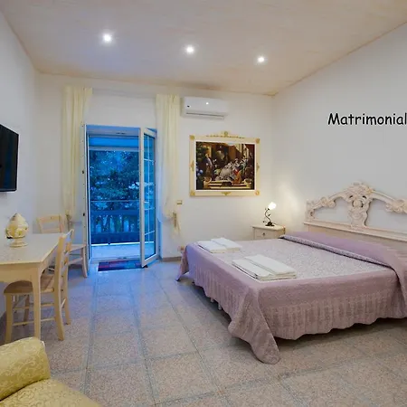 לינה וארוחת בוקר La Cutizza מרטינה פרנקה