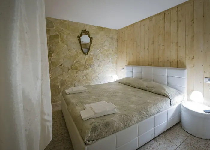 Bed & Breakfast La Cutizza 4*